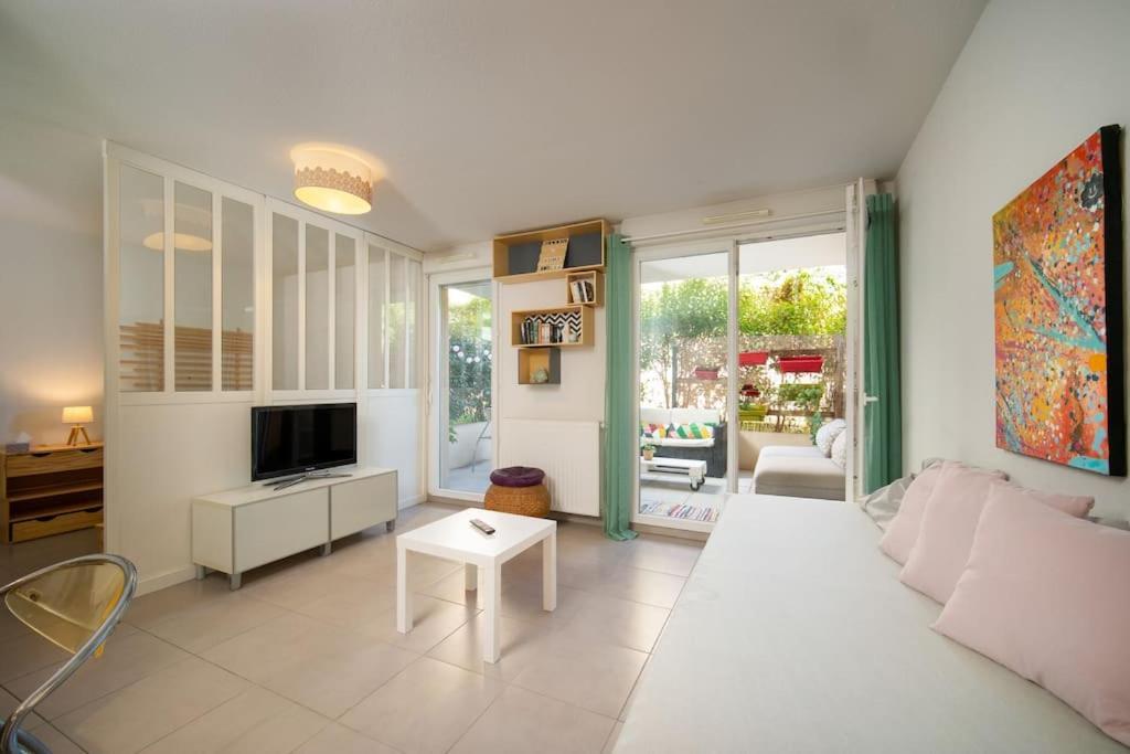 Fully Equipped Apartment With Terrace Sleeps 4 Марсель Экстерьер фото